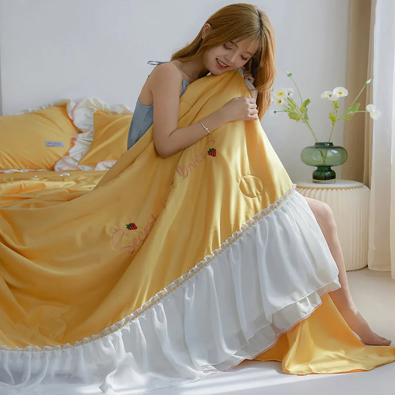 Cozy Pastels Ruffled Strawberry Comforter