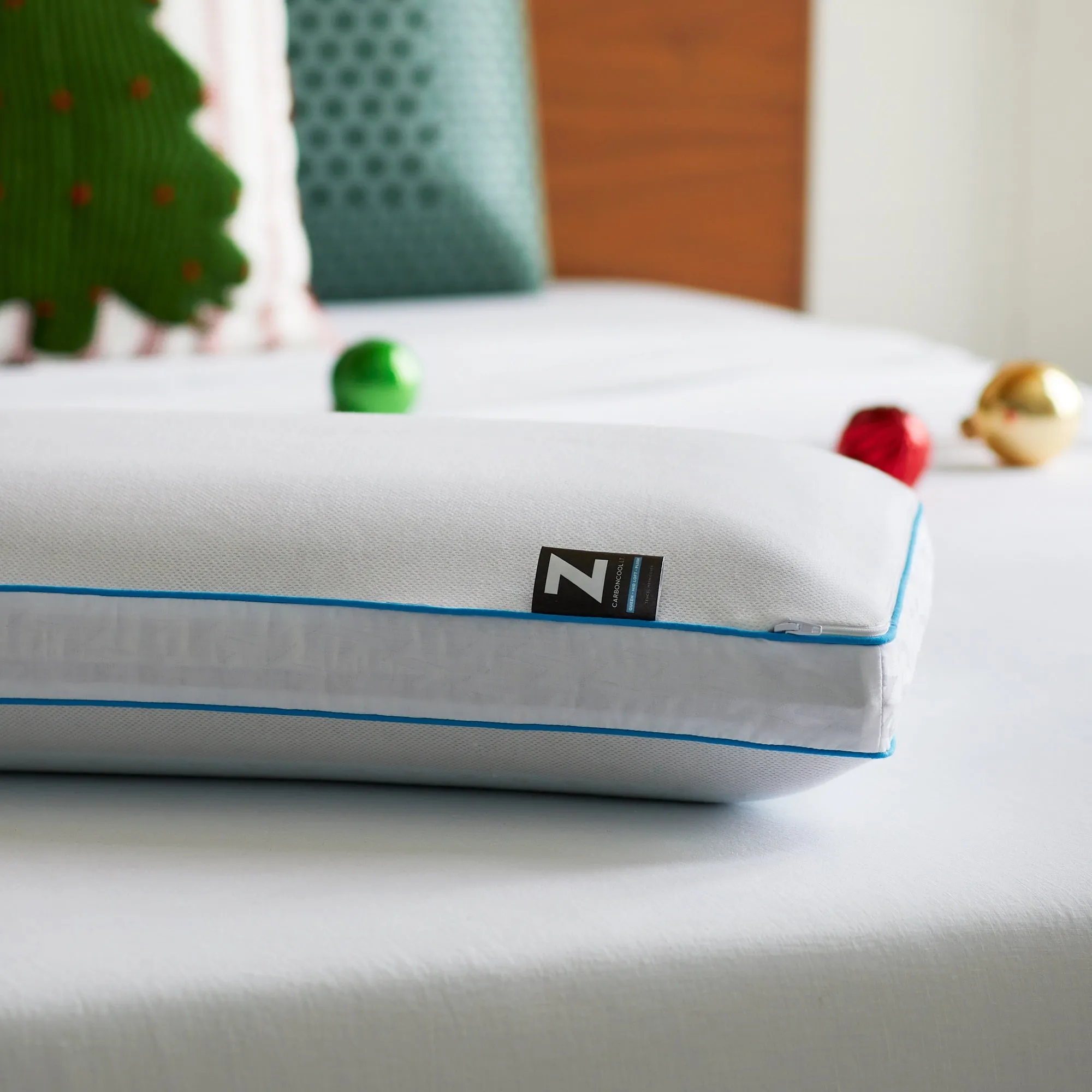 Malouf CarbonCool®   Omniphase® LT Pillow